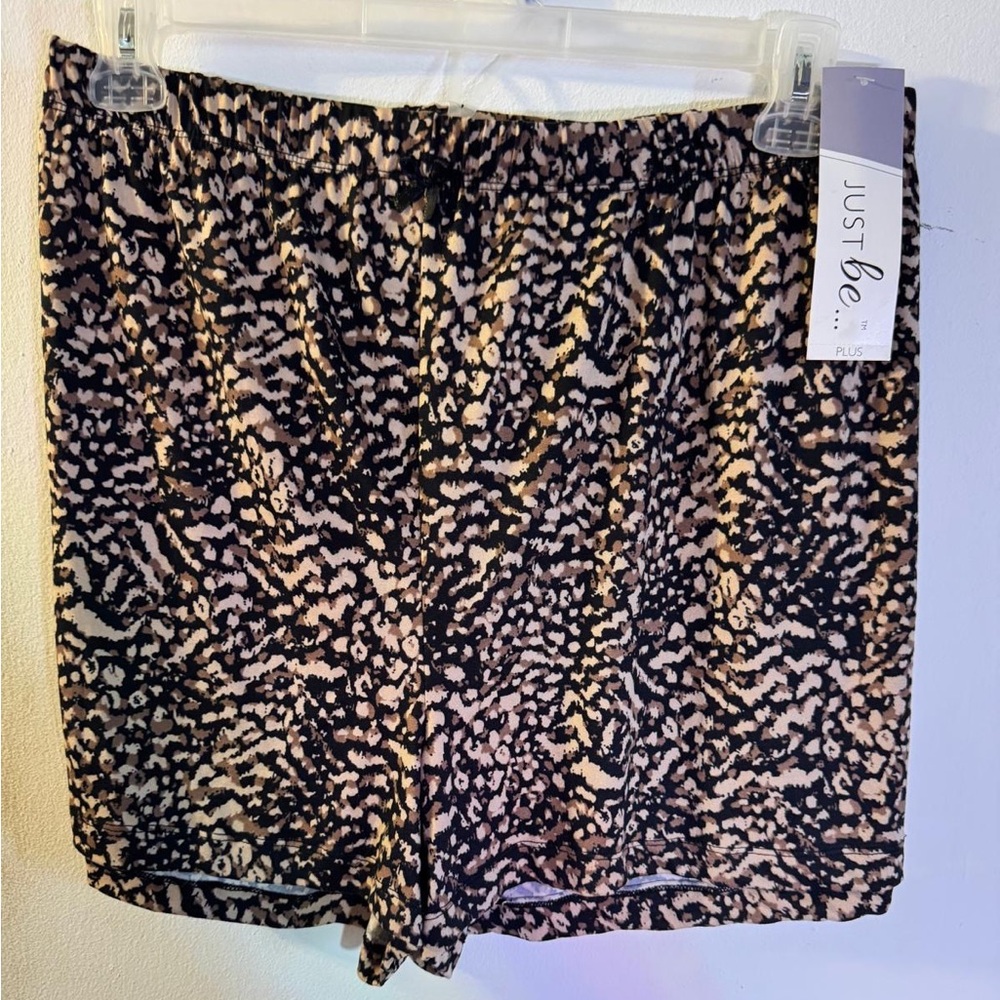 Pajama shorts (Tan Animal Print)